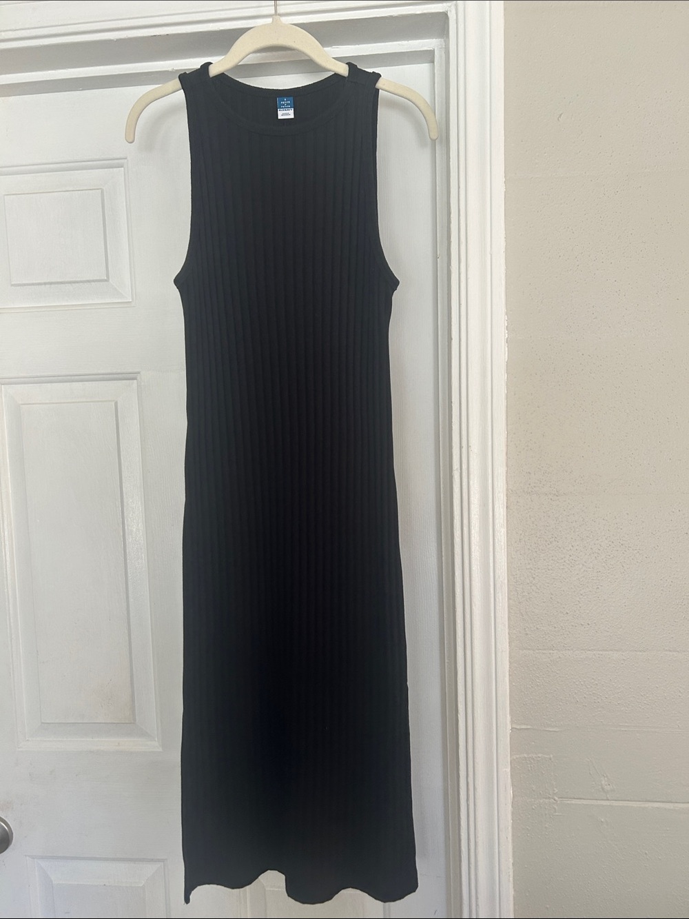 Old Navy Black Ribbed Sleeveless Midi Dress